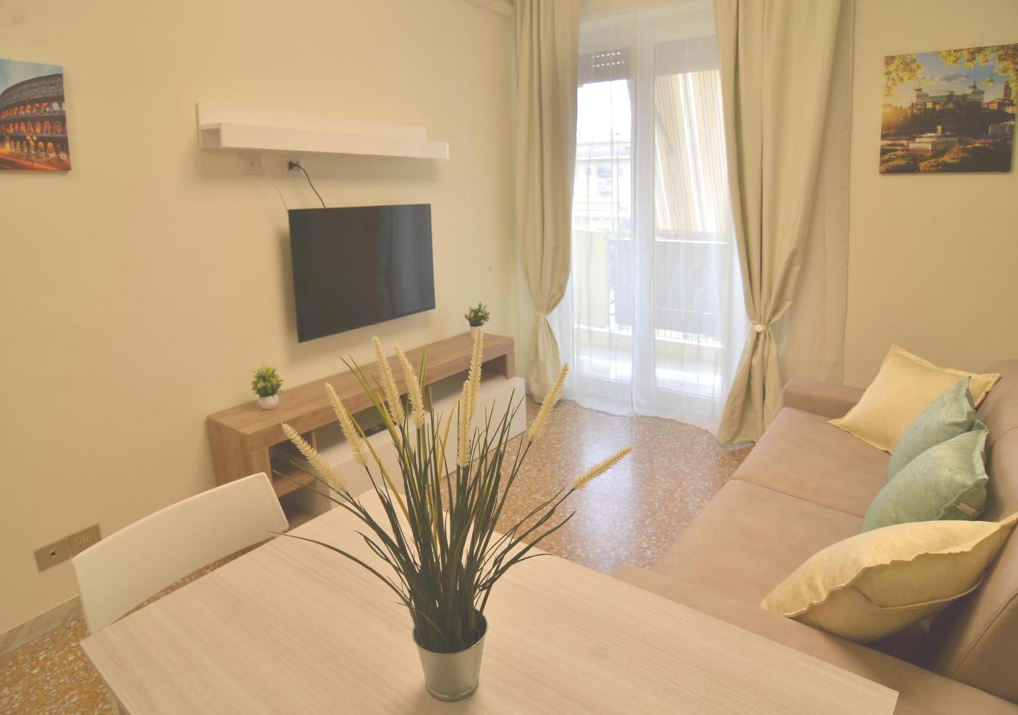 The Sunny House Of * Roma